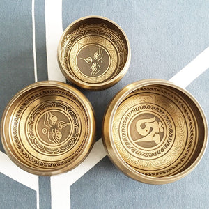 Himaliya Meditation Sound Healing Chakra Buddha Symbols Crafted Handmade Tibetan Singing Bowl with Mallet and Cushion